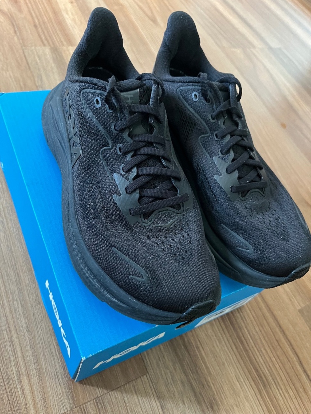 Hoka Clifton 10 - Woman 7.5